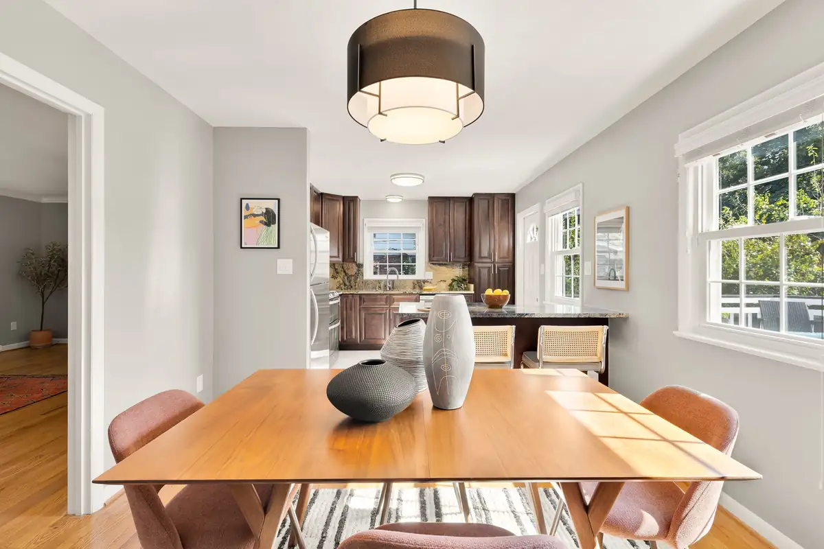 3424 Ramsgate Terrace-0013.jpg