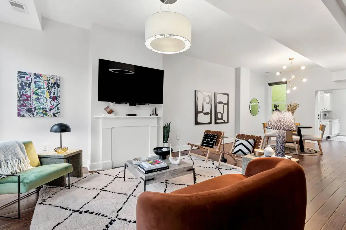Home staging at 1830 6th St NW