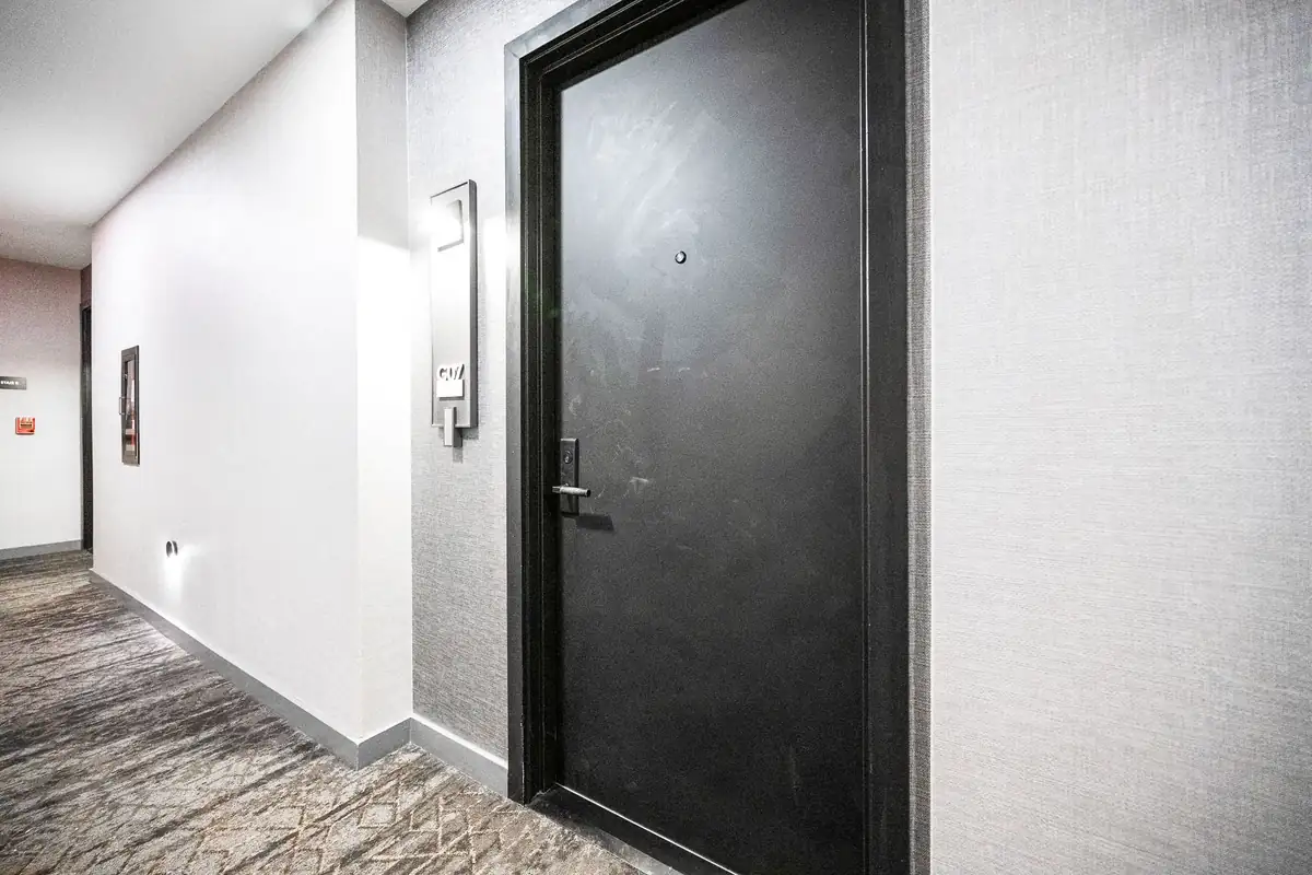 15-web-or-mls-900 11th St SE g07-Washington, DC 20003-15.jpg