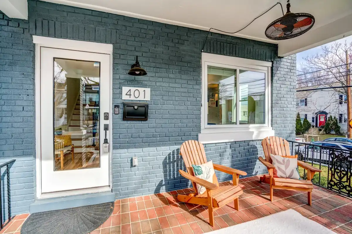 401 Delafield Pl NW-11.jpg