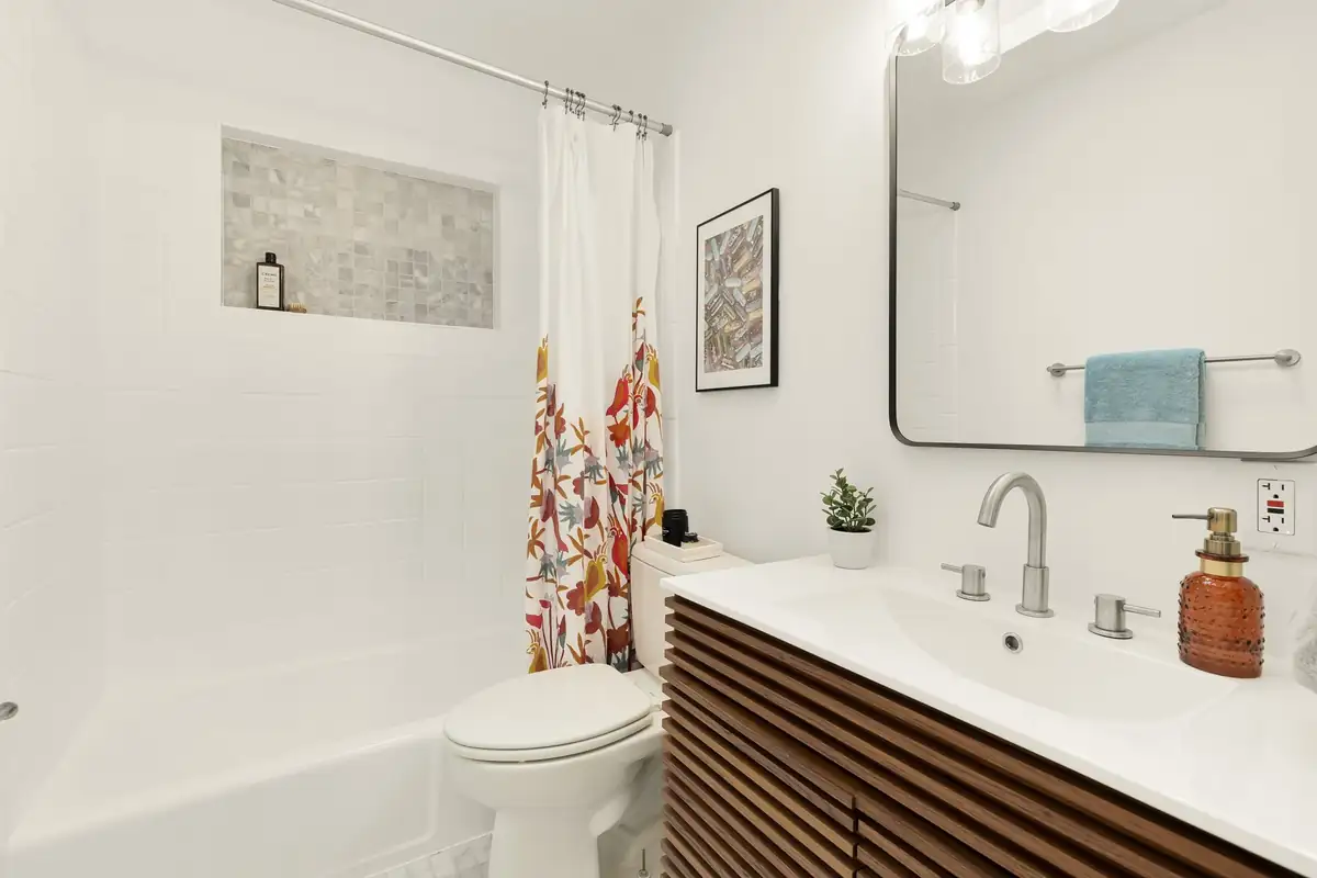 2619 Cory Terrace-0018.jpg