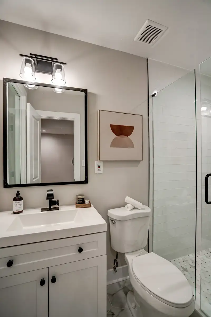 716 Kearny St NE-42.jpg