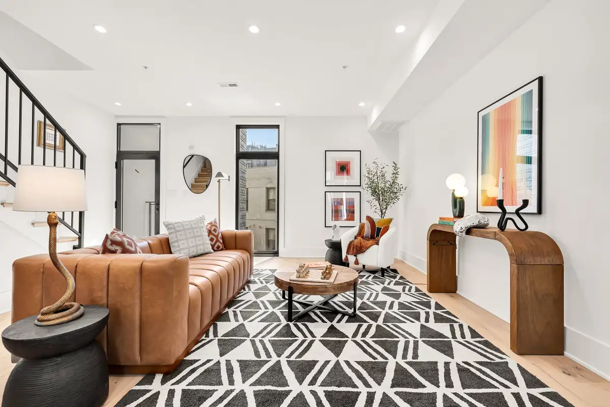 1460 Rhode Island Ave NW P8-0022.jpg